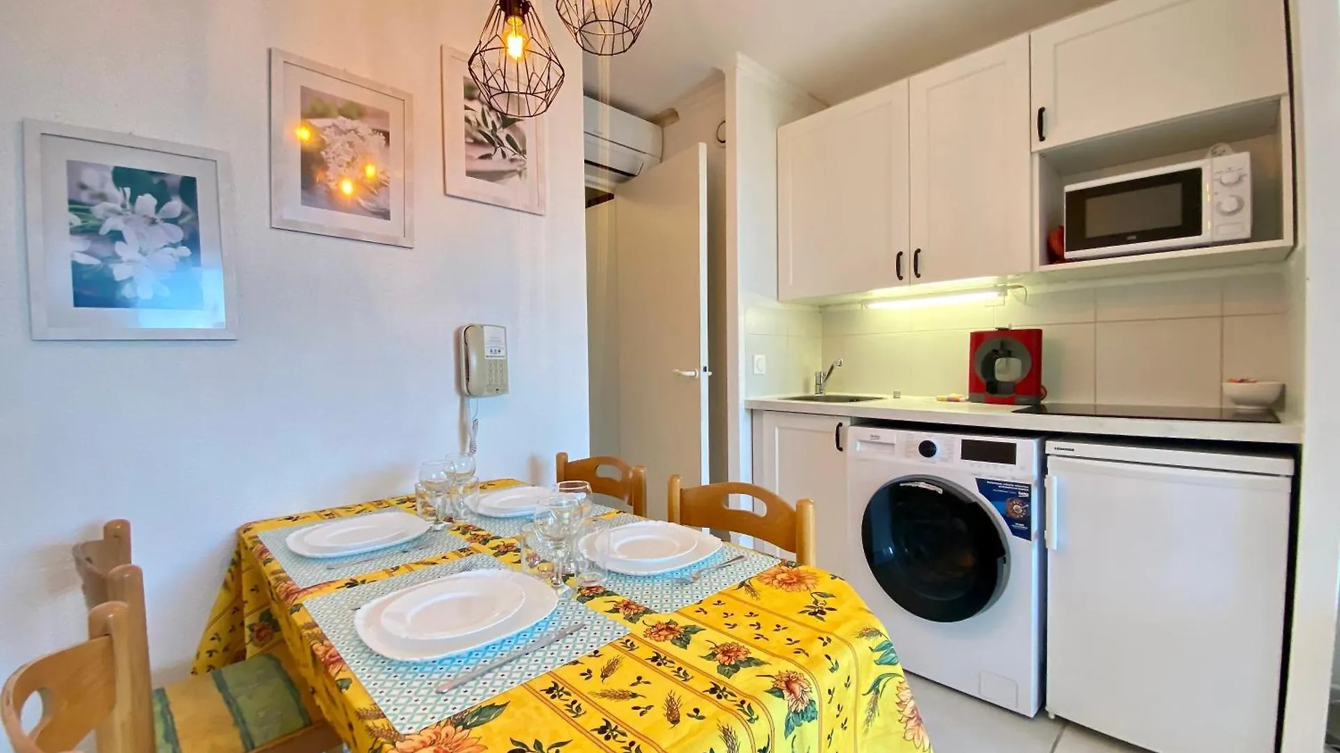 Apartment Le Chagall By Scls Locations Cannes France